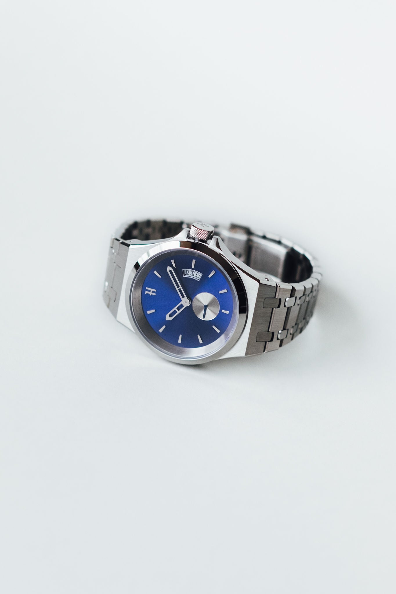THE ACE - SAPPHIRE SILVER MENS WATCH